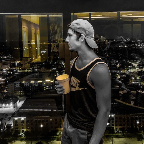 Meet your Posher, Luke - Picture 1 of 1